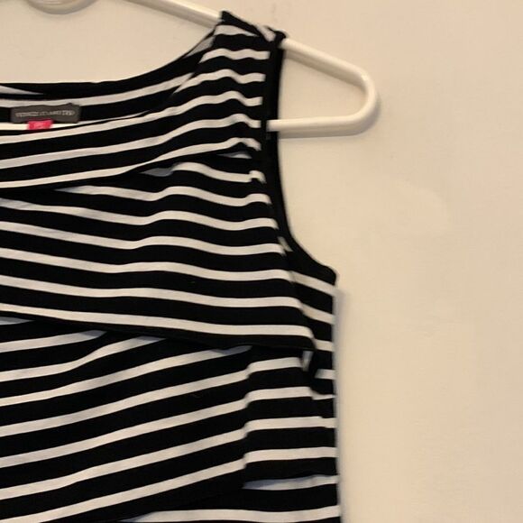 Vince Camuto sleeveless black and white striped layered tee Size SP Length 24” - Picture 3 of 5